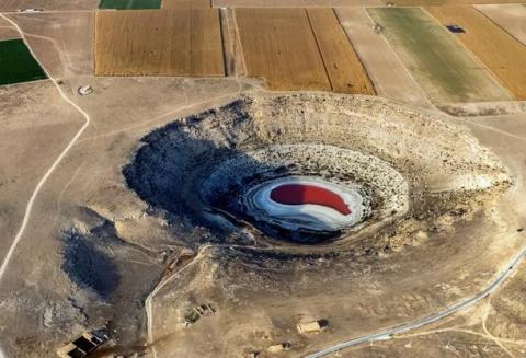Sumidero en Konya, Turquía 